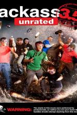 دانلود زیرنویس فیلم Jackass 3.5: The Unrated Movie 2011